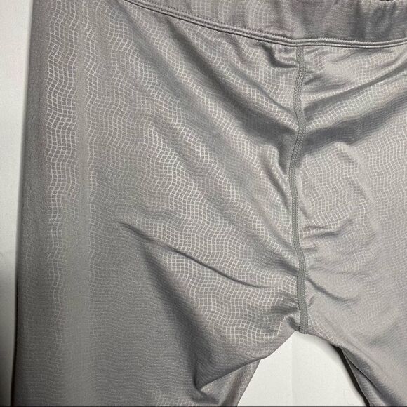 Tesla Womens Gray Leggings Size Large Pull On - Picture 3 of 6